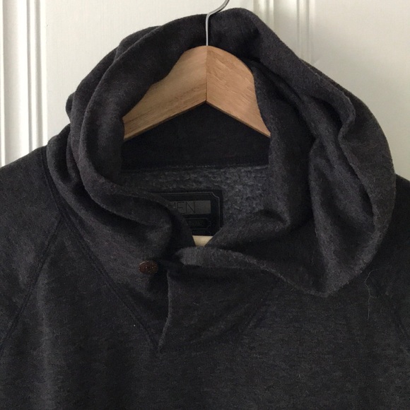 F21 Men Hoodie/sweater - Picture 2 of 3